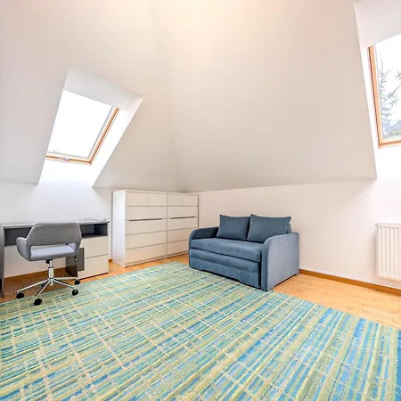 Вилла Trawowa Spacious House By Bookinghost