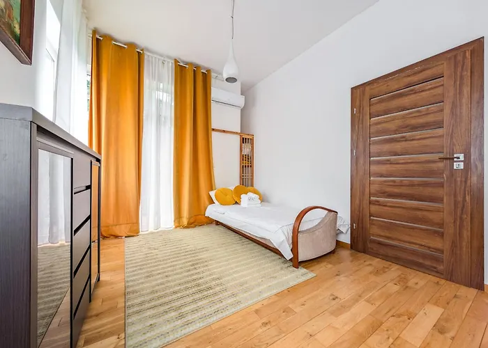 Вилла Trawowa Spacious House By Bookinghost *