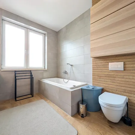 Trawowa Spacious House By Bookinghost * 弗罗茨瓦夫