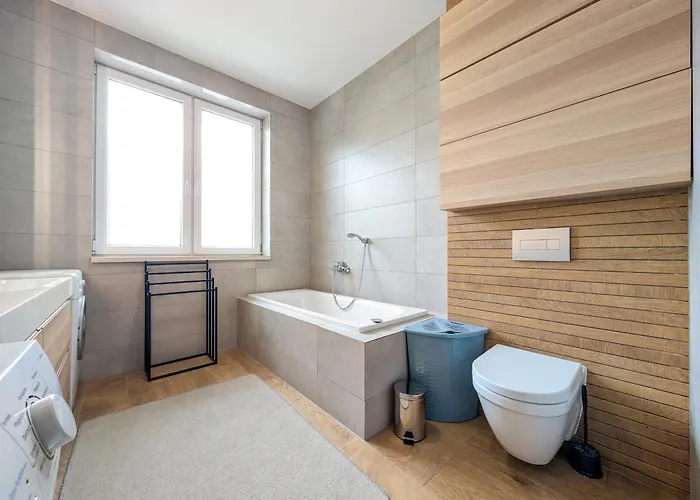 Trawowa Spacious House By Bookinghost * Wrocław