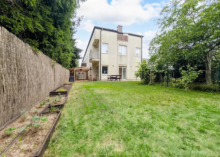 Trawowa Spacious House By Bookinghost * Wrocław